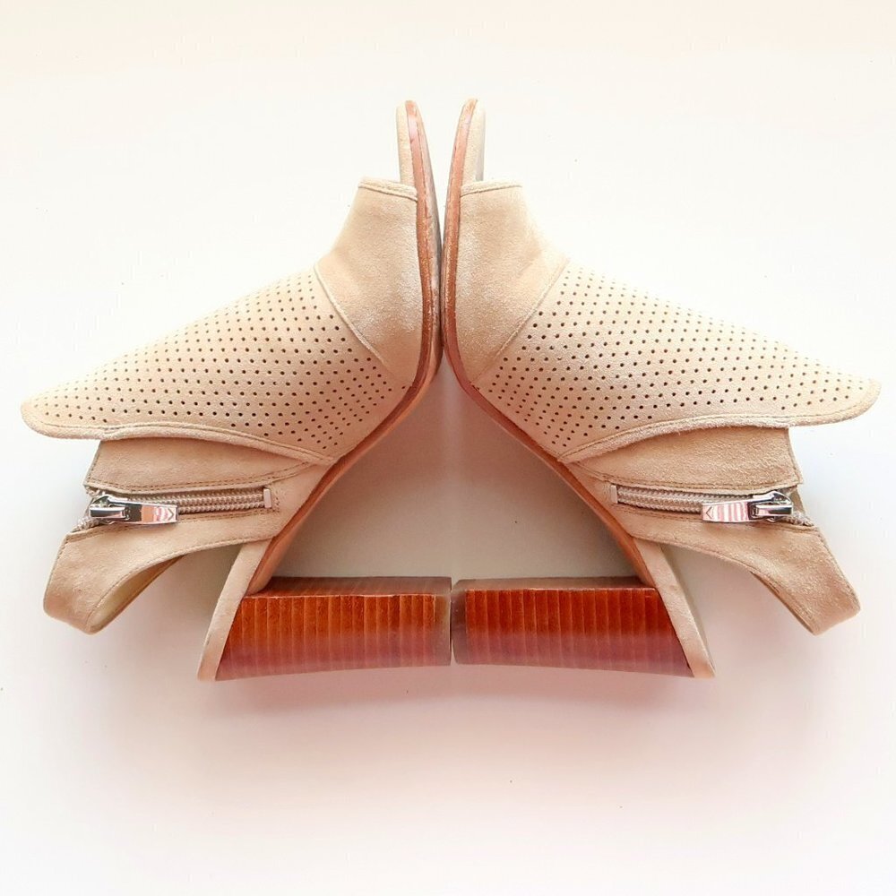 Via Spiga Beige Suede Leather Peep Toe Block Heel Perforated Bootie Shoes 5.5 - Picture 11 of 16